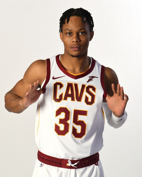 Isaac Okoro Cavaliers