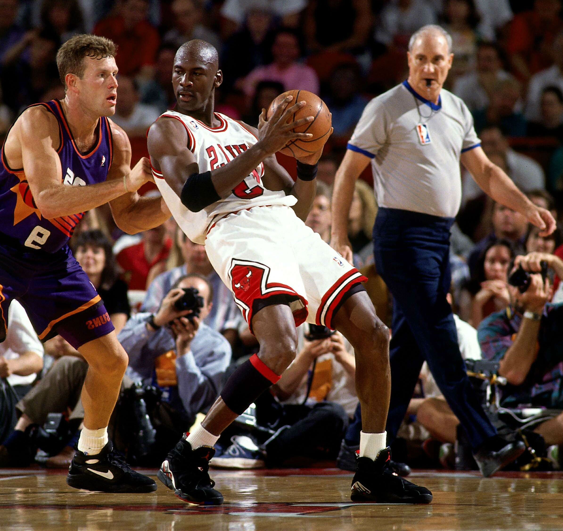 Air Jordan 8 en las Finales vs. Phoenix Suns