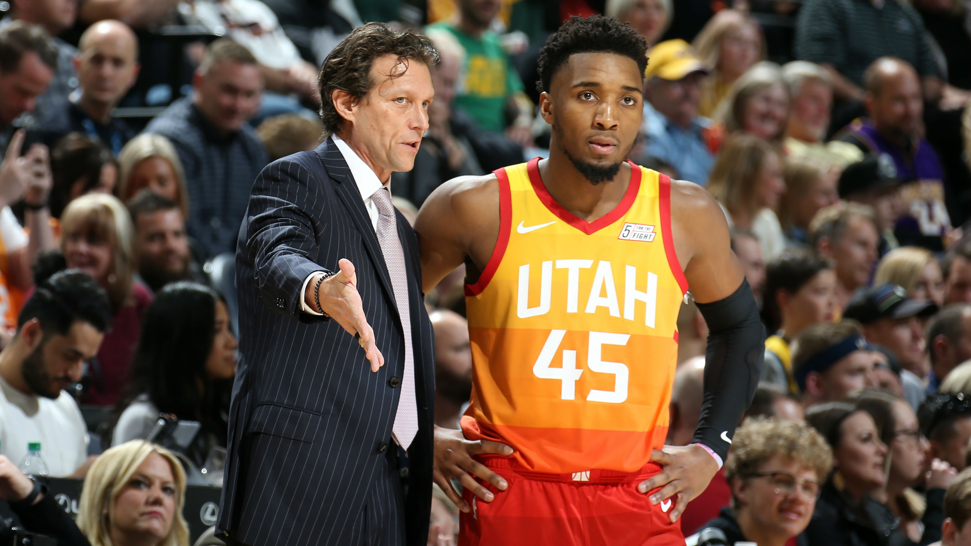 Quin Snyder y Donovan Mitchell