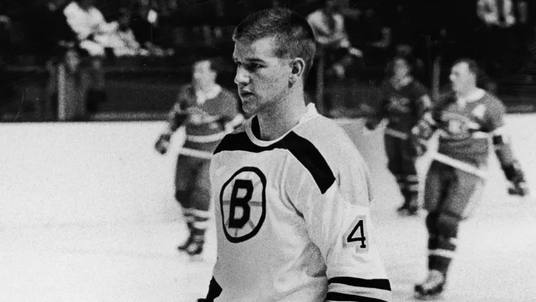 bobby-orr-111020-ftr-getty.jpg