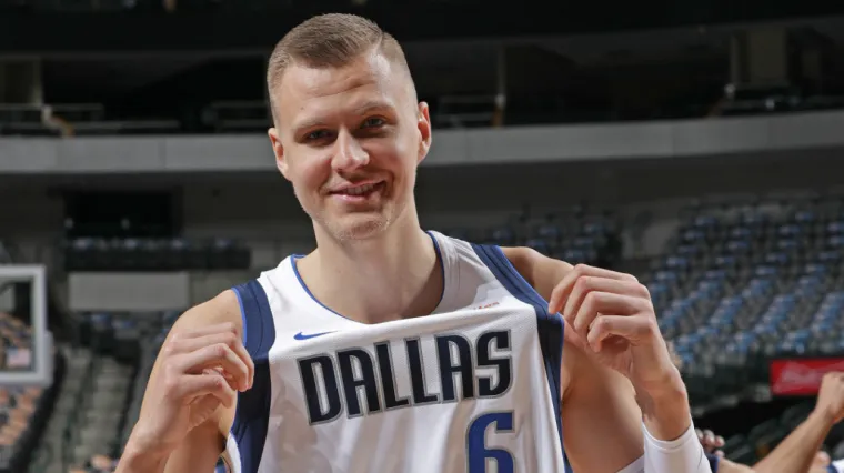 Kristaps Porzingis Dallas Mavericks