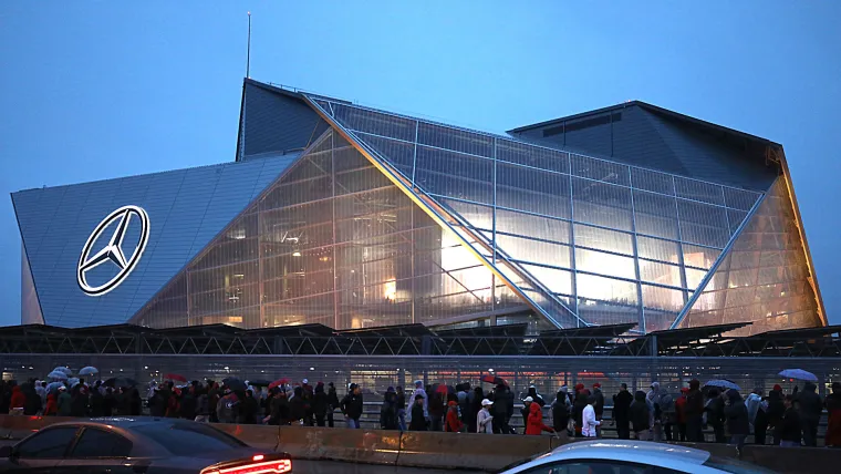 Mercedes-benz-stadium-12518-usnews-getty ftr