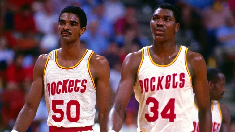 Ralph Sampson Hakeem Olajuwon