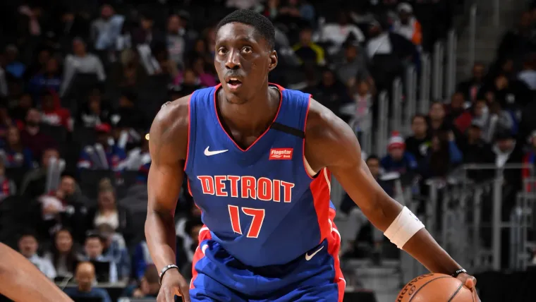 Tony Snell Pistons