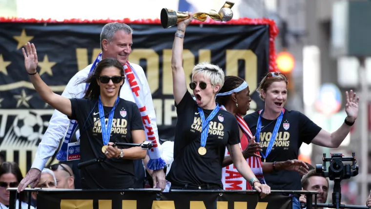 Carli Lloyd Megan Rapinoe Jill Ellis USWNT 07102015