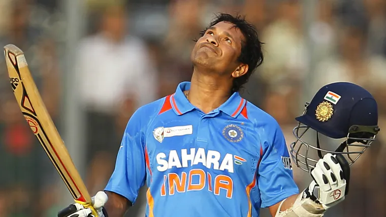 tendulkar-sachin1113-ap-ftr.jpg