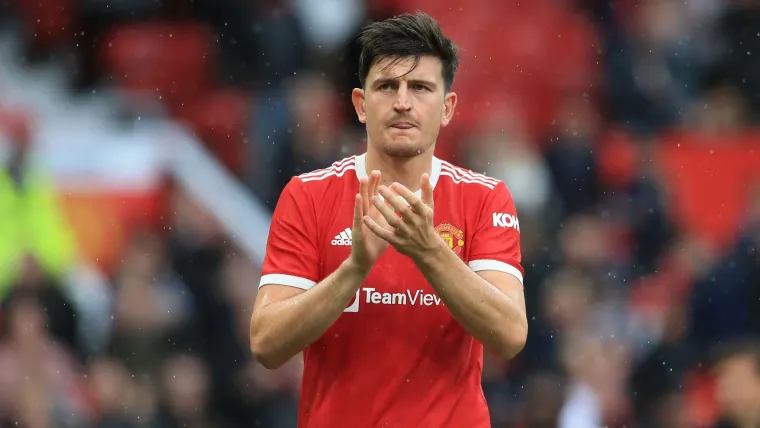 Harry Maguire Manchester United 2021-22