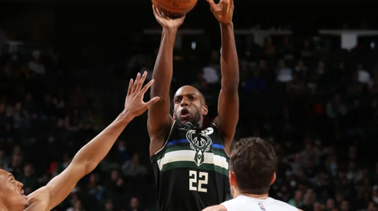 Khris Middleton Milwaukee Bucks