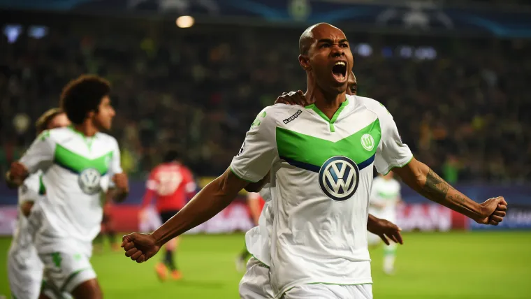 Naldo Wolfsburg ManUnited 08122015