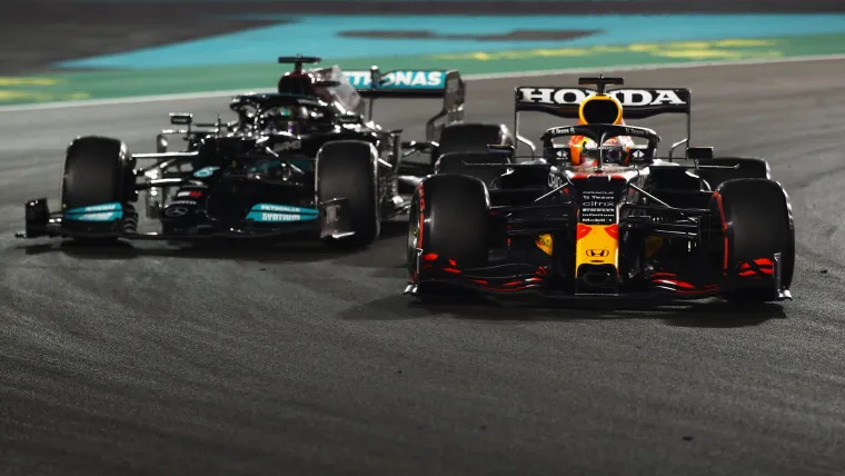 Verstappen-Hamilton-Getty-2-121221