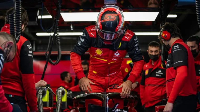 sainz-leclerc-ferrari-f1