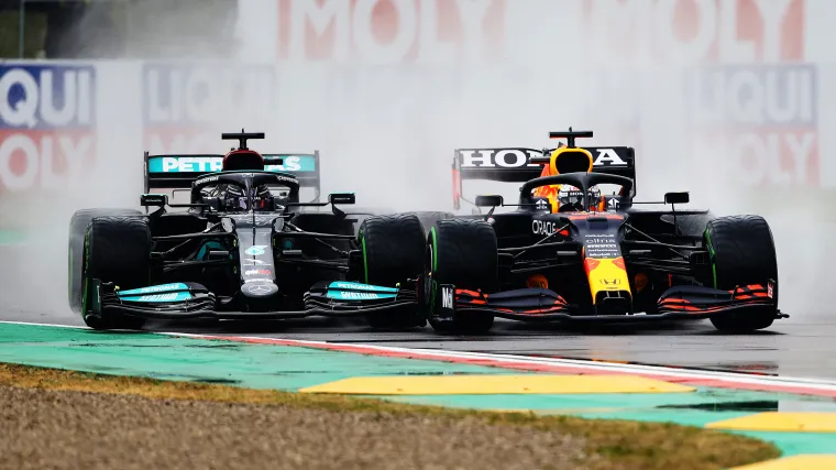 hamilton-verstappen-2021-imola-romagna