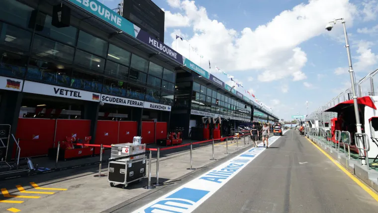 pitlane-australian-f1