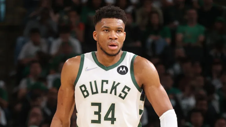 Giannis Antetokounmpo Milwaukee Bucks