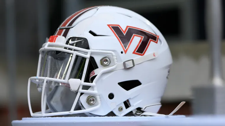 Virginia-Tech-helmet-090322-GETTY-FTR