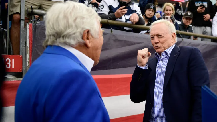 Jerry Jones, Robert Kraft