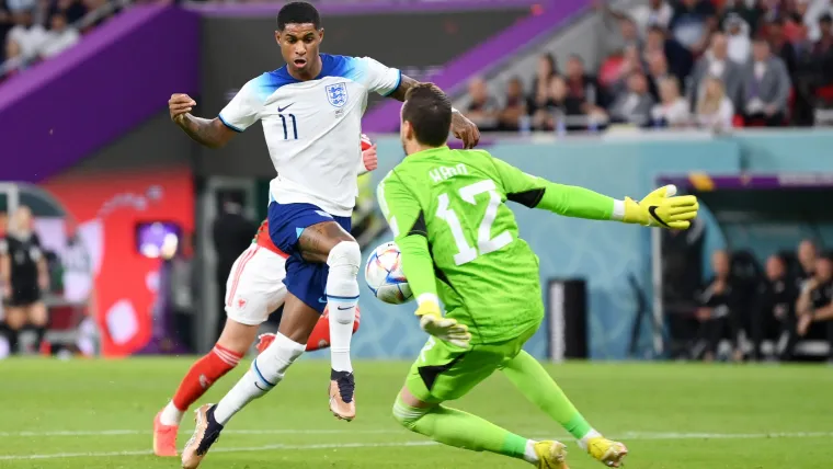 Marcus Rashford tries to score a goal in Wales vs England