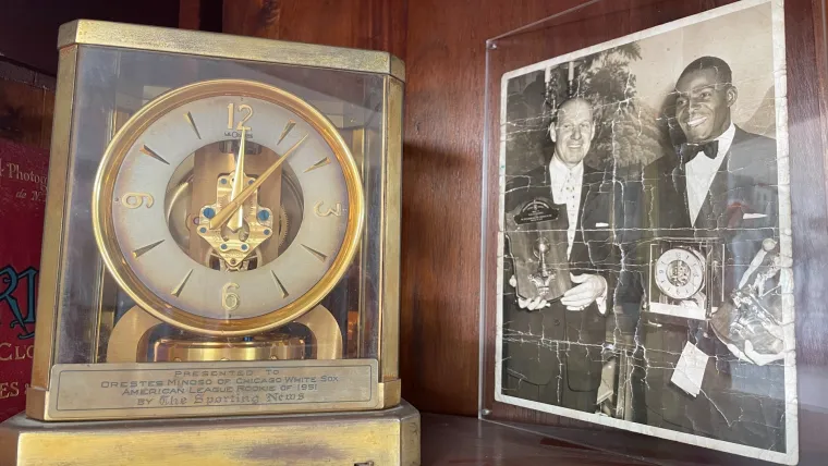 Minnie Minoso's 1951 AL Rookie of the Year clock