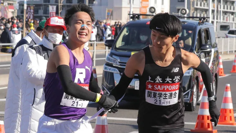 箱根駅伝／関東学生連合の斎藤と村上（2022年）