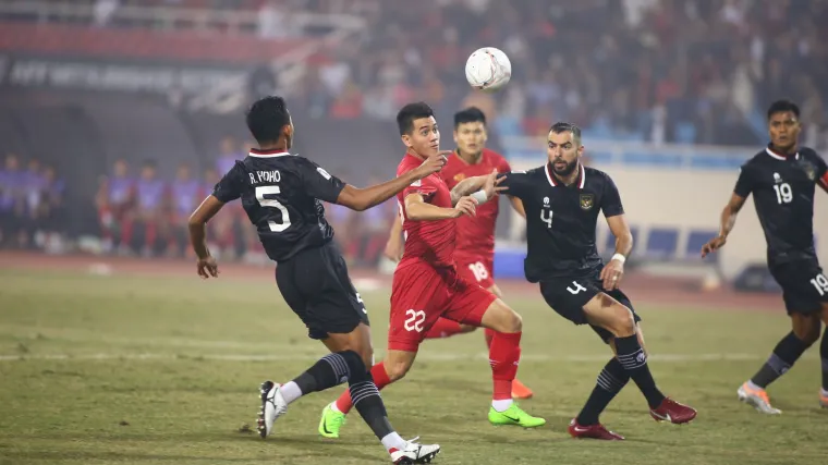 Nguyen Tien Linh Vietnam Indonesia AFF Cup 010923