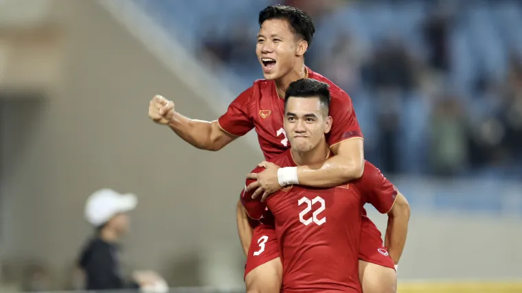 Tien Linh Vietnam AFF Cup 122722