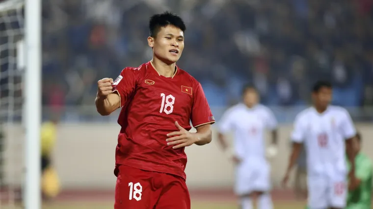 Tuan Hai celebration Vietnam Myanmar AFF Cup 010323