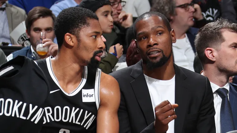 Spencer Dinwiddie Kevin Durant 020523