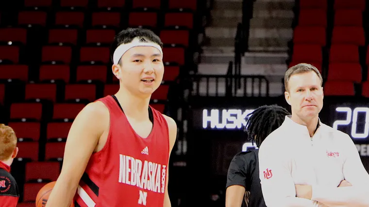 Keisei Tominaga and Fred Hoiberg HC