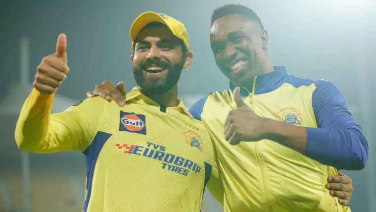 Ravindra Jadeja and Dwayne Bravo