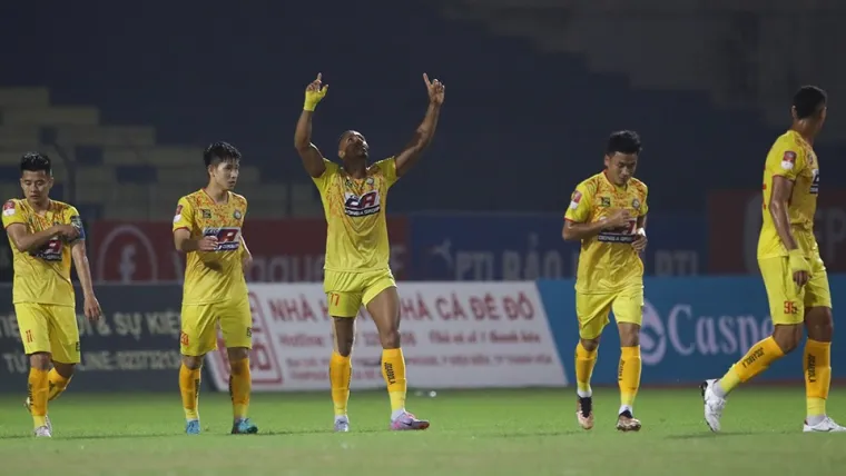 Dong A Thanh Hoa V-League 053023