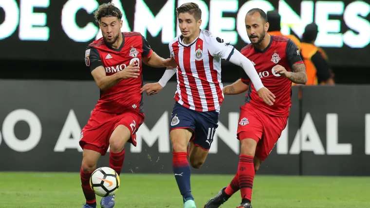 Isaac Brizuela Chivas Jonathan Osorio Toronto FC Concachampions 2018 Final 050423