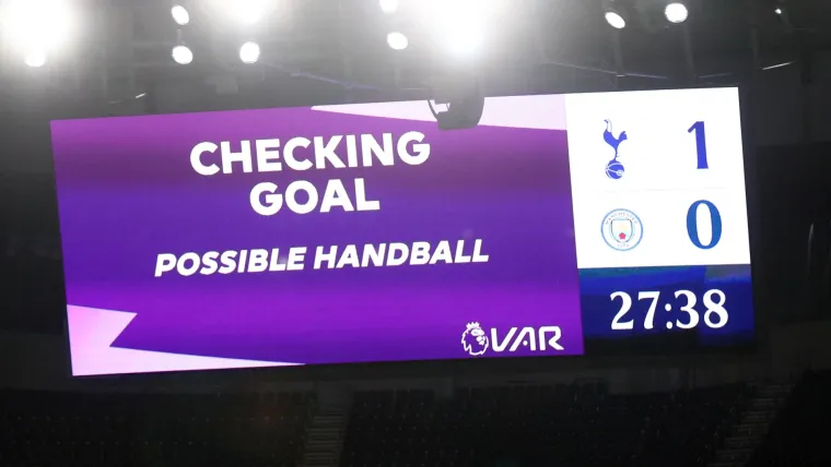 Premier League VAR screen