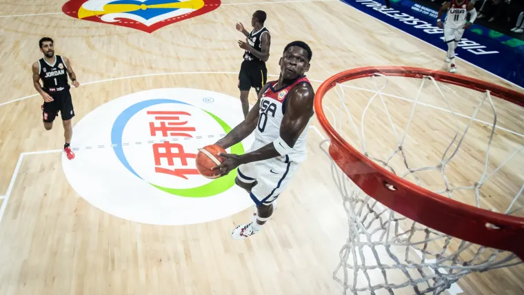 Anthony Edwards dunks at FIBA World Cup 2023