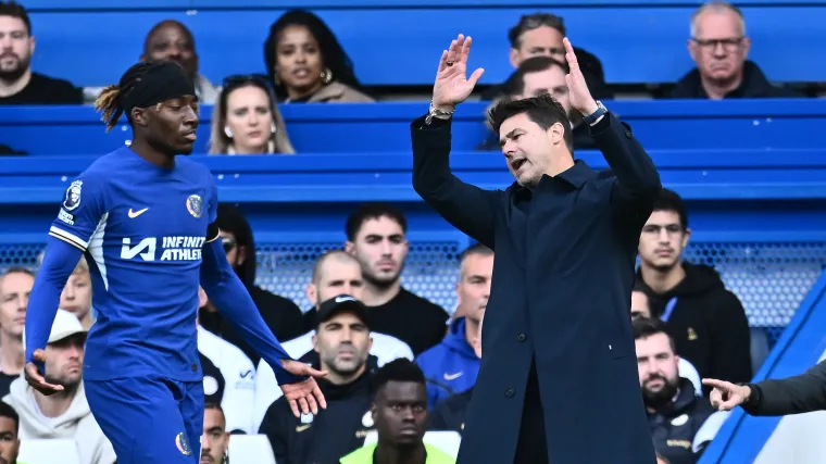 Noni Madueke & Mauricio Pochettino Chelsea 103123