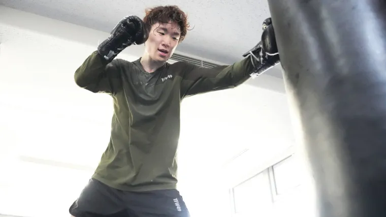 Kenshiro Teraji training ahead of Carlos Canizales clash