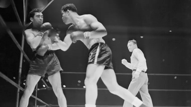 Joe Louis in the process of destroying Max Schmeling