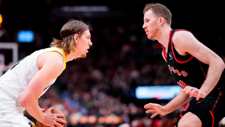 Kelly Olynyk and Jakob Poeltl